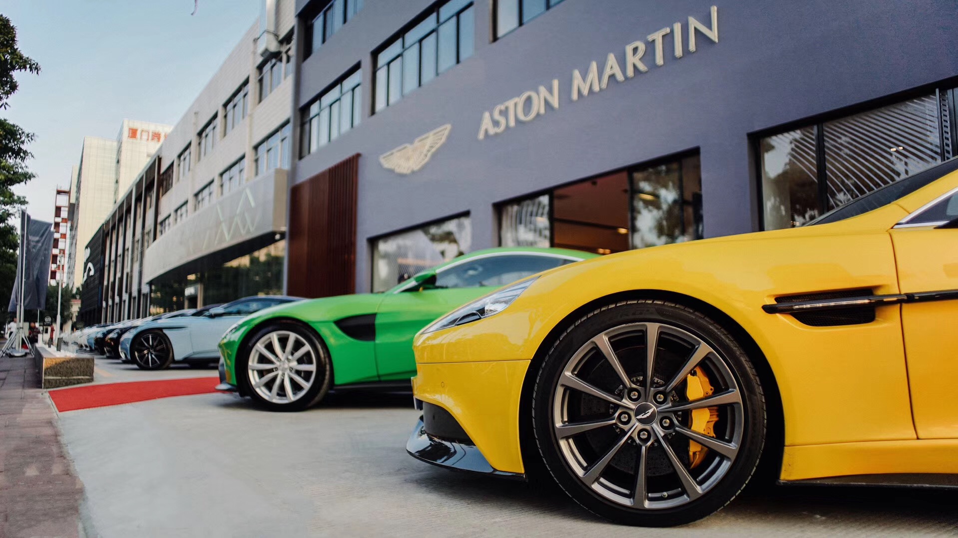 the first aston martin of c&d auto opens in xiamen